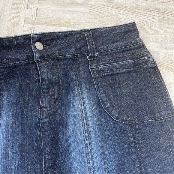 Cache Dark Wash Denim Jean Stretch Mermaid Skirt - Picture 2 of 7